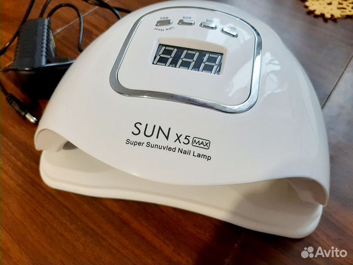 Новая лампа для сушки гель-лака