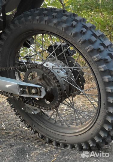 Покрышка c мотоцикла motoland xr250enduro.Yuanxing