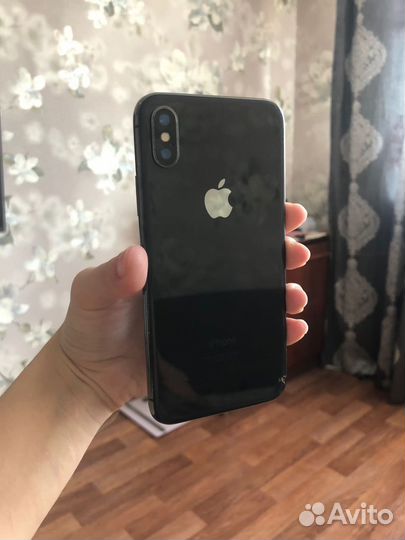 iPhone X, 64 ГБ