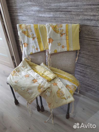 Бортики в кроватку