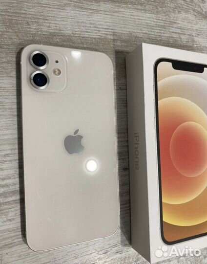 iPhone 12, 64 ГБ