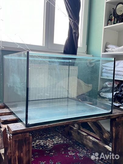 Аквариум с тумбой