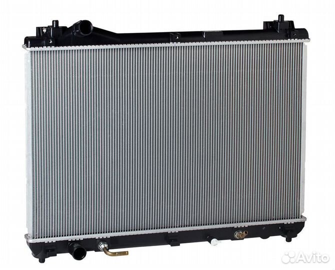 Радиатор охлаждения Suzuki Grand Vitara 3