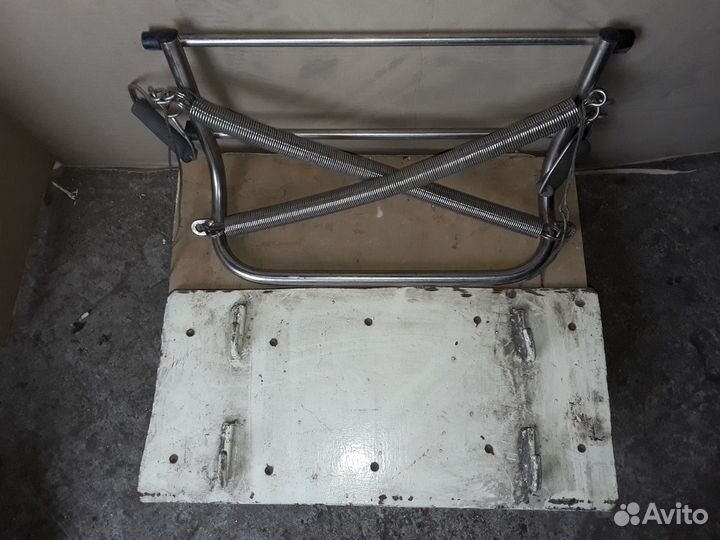 Тренажёр для плечевого пояса с пружинами