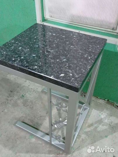 Журнальный каменный стол