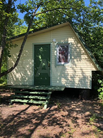 Дом 20 м² на участке 5 сот.