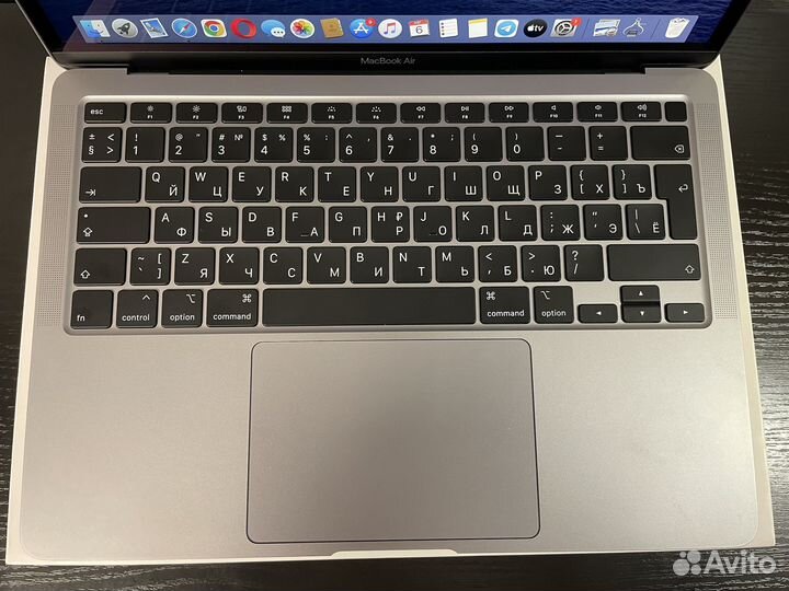 Apple MacBook air 13 2020 core i3