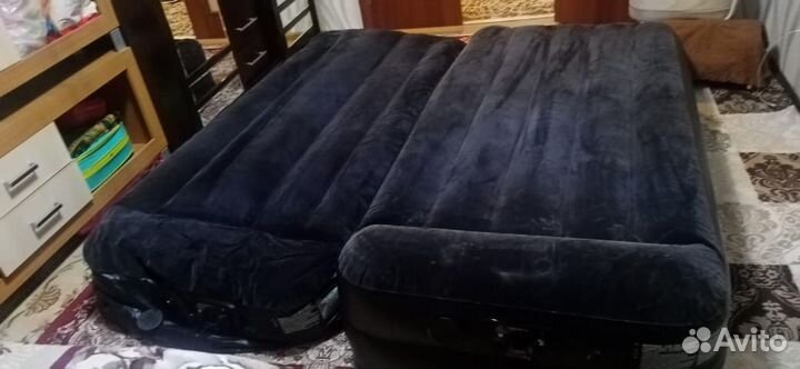 Надувной матрас с насосом