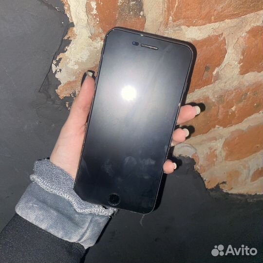 iPhone 7 Plus, 32 ГБ