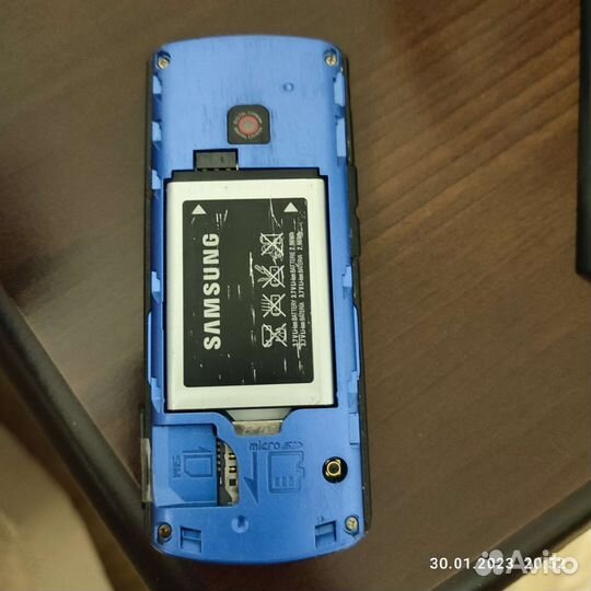 Телефон Samsung