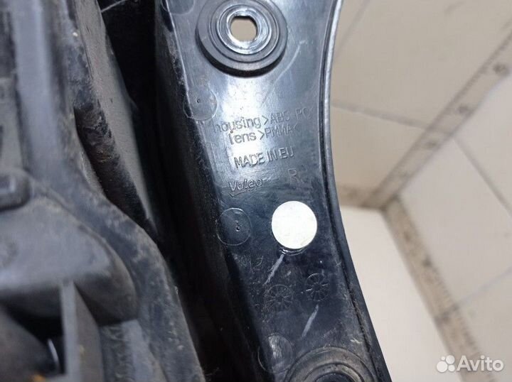 Фонарь задний наружный правый Nissan Qashqai