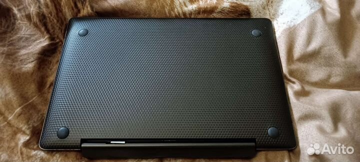 Механическая клавиатура asus