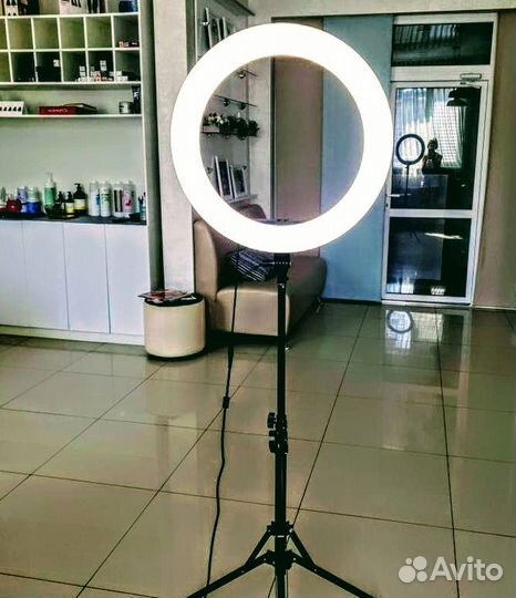 Светодиодная кольцевая лампа 26 см