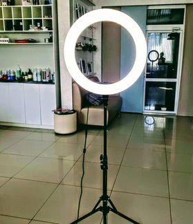 Светодиодная кольцевая лампа 26 см