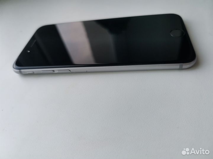 iPhone 6, 32 ГБ