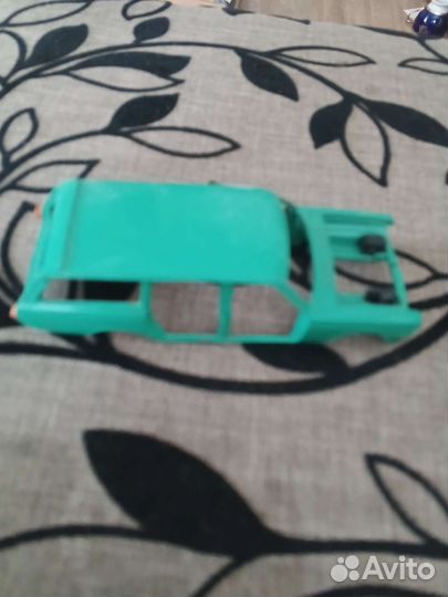 Модель ЗИЛ под запчасти и кузов Волга