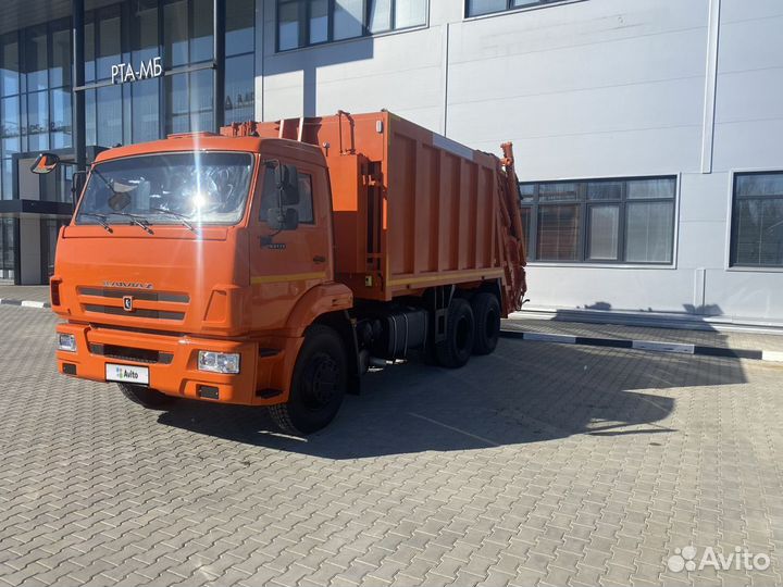 Камаз 65115 Мусоровоз бм-7028