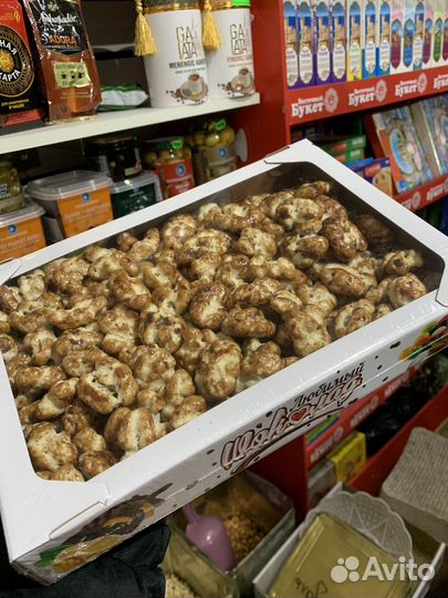 Грецкий орехв белом шоколаде, капучино
