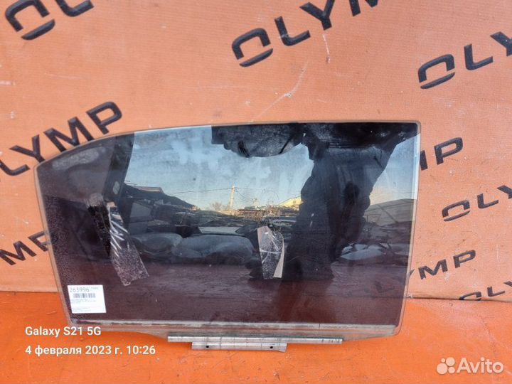 Стекло двери заднее правое Toyota Camry ACV40