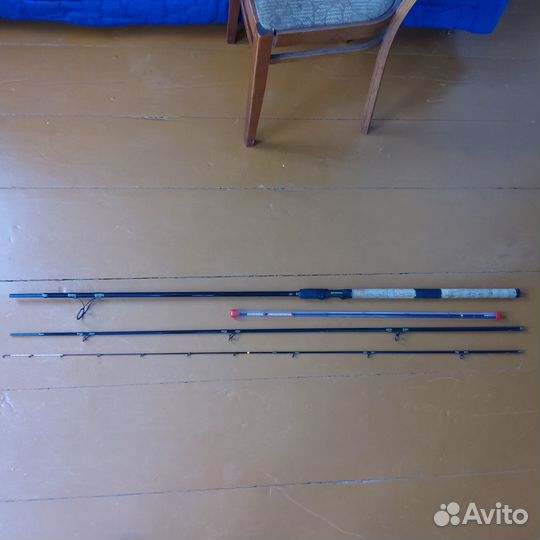 Продам фидера и спининги