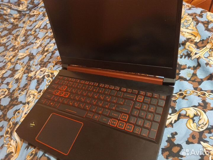 Продам игровой ноутбук Acer Nitro 5