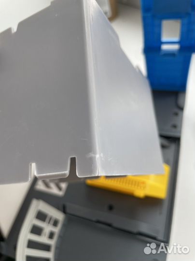 Парковка для машинок, полицейский участок mobicaro