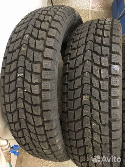 Dunlop Grandtrek SJ6 215/65 R16 98Q