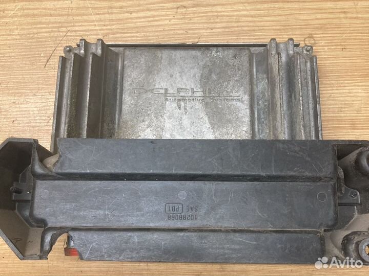 Блок управления двигателя LS2 6.0L Corvette C6 06г
