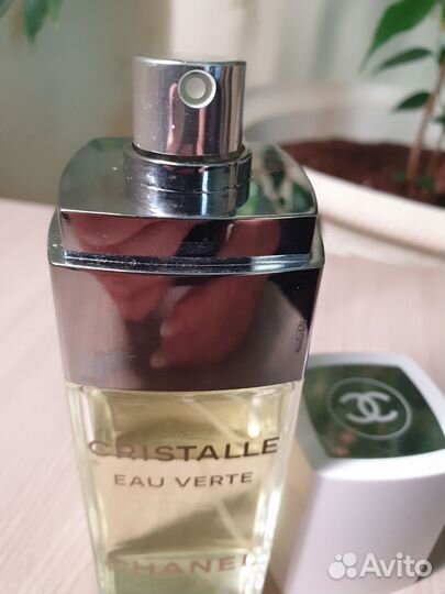 Chanel cristalle EAU verte