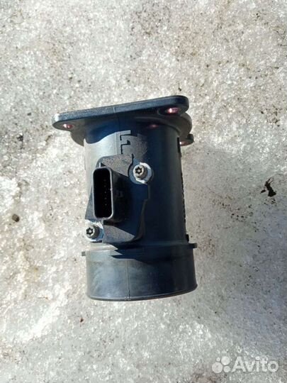 Расходомер воздуха Nissan Primera p12