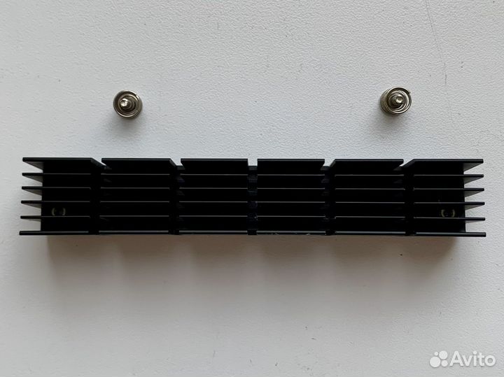 Радиатор для зоны VRM материнской платы