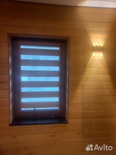 Кассетные рулонные шторы день - ночь