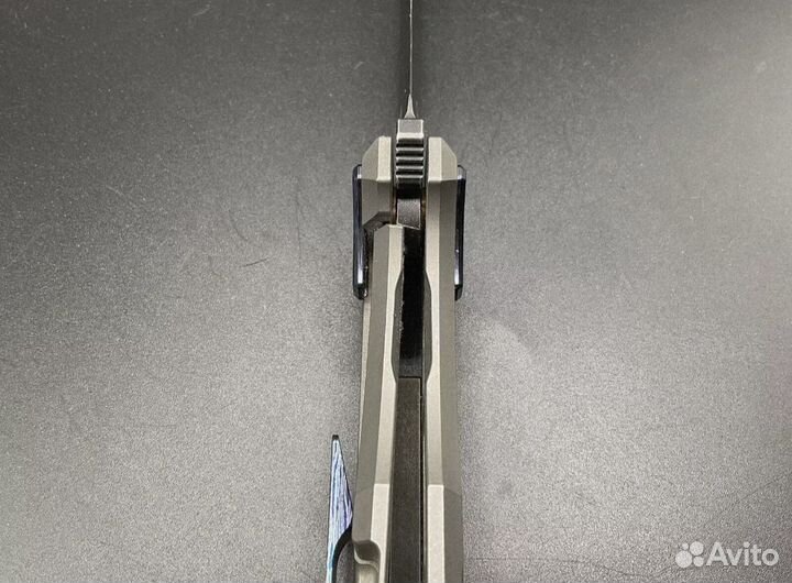 Arcane Design Co. Гусеничный нож