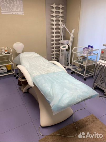 Косметологическая кушетка с регулировкой