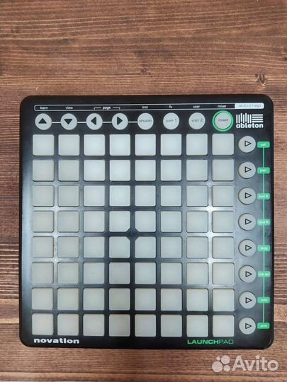 Novation Launchpad mk1