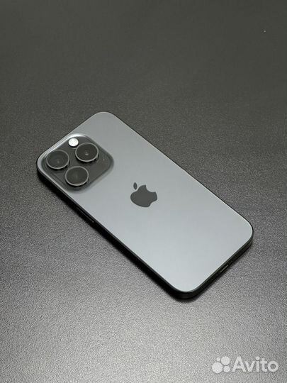 iPhone 15 Pro, 256 ГБ