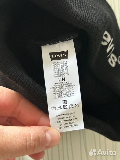 Шапка Levi's