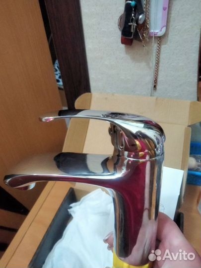 Смеситель для ванной