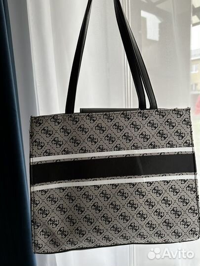 Cумка-шопер Guess