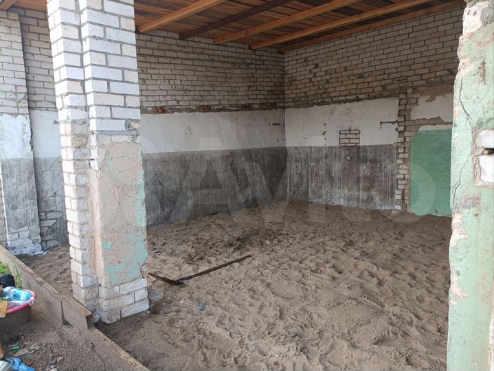 Гараж, > 30 м²
