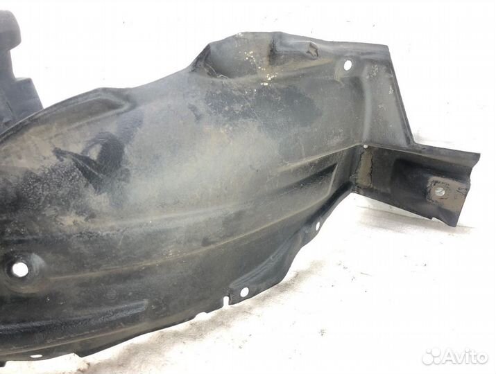 Подкрылок передний левый Toyota Aristo JZS161