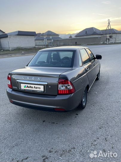 LADA Priora 1.6 МТ, 2017, битый, 170 000 км