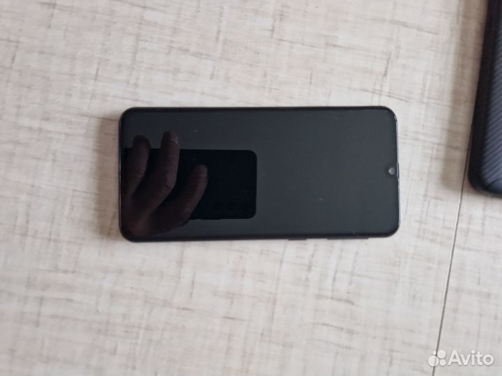 Samsung Galaxy A40, 4/64 ГБ