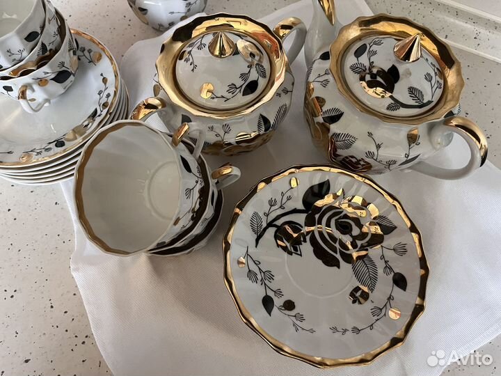 Сервиз чайный фарфор