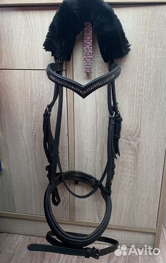 Уздечка для лошади