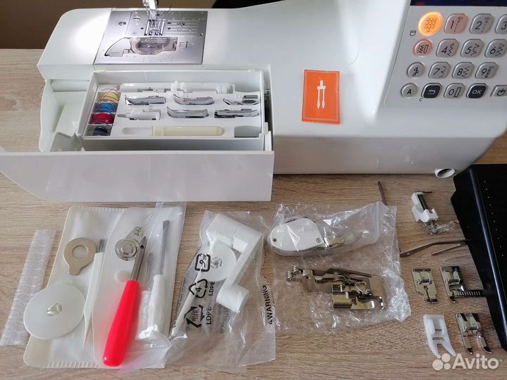 Швейная машина Brother Innov-Is 650 (NV 650)