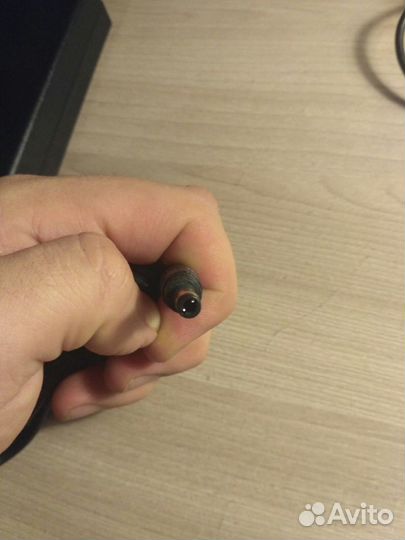 Блоки питания для ноут/монитор, кабели