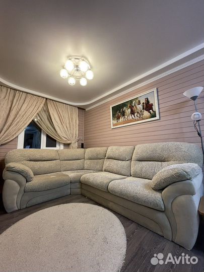 Диван угловой б/у