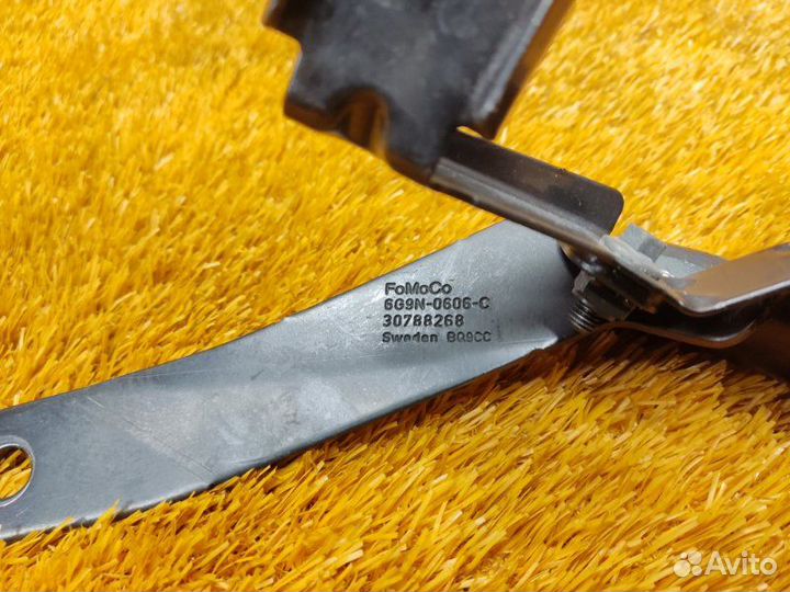 Кронштейн Volvo Xc90 C95 B6324S5 2008