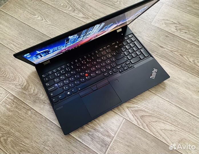 Ноутбук Lenovo ThinkPad T15 Core i7